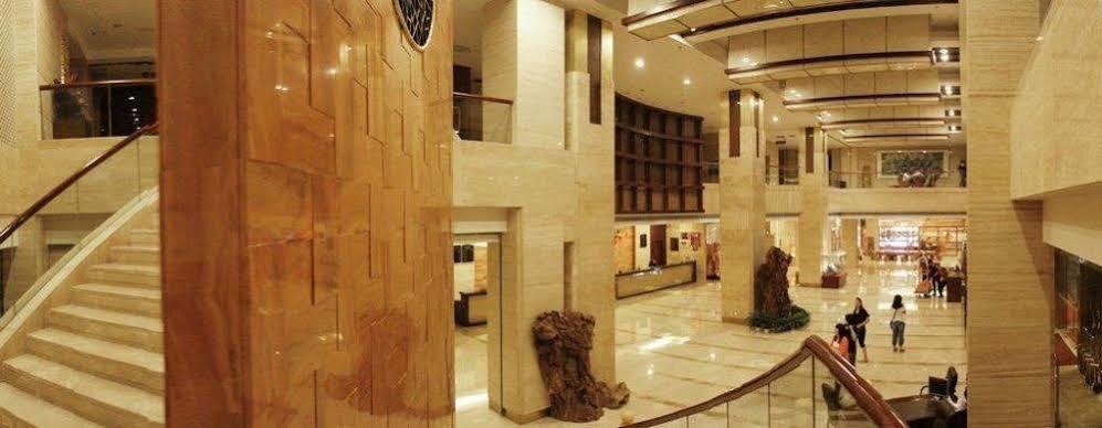 Phoenix Grand Hotel Fenghuang Zewnętrze zdjęcie