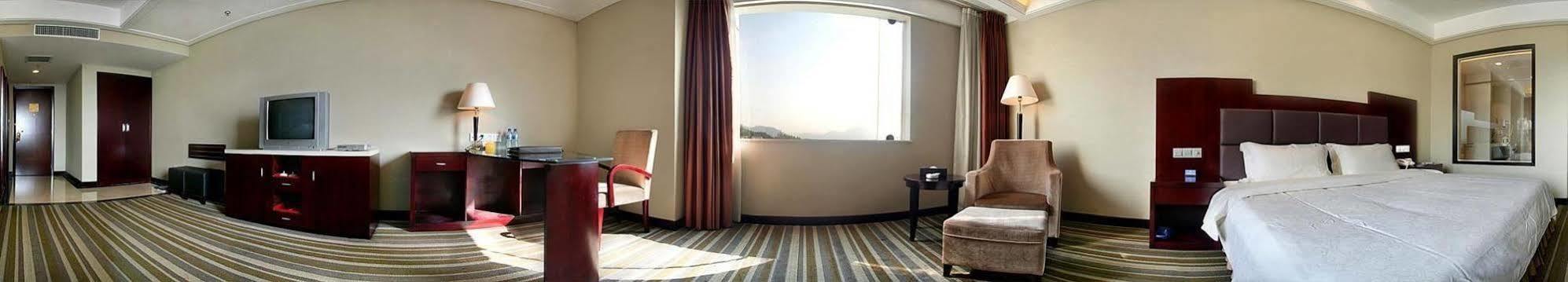 Phoenix Grand Hotel Fenghuang Zewnętrze zdjęcie