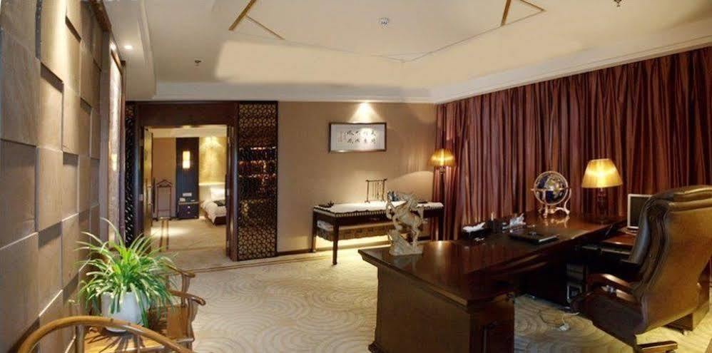 Phoenix Grand Hotel Fenghuang Zewnętrze zdjęcie